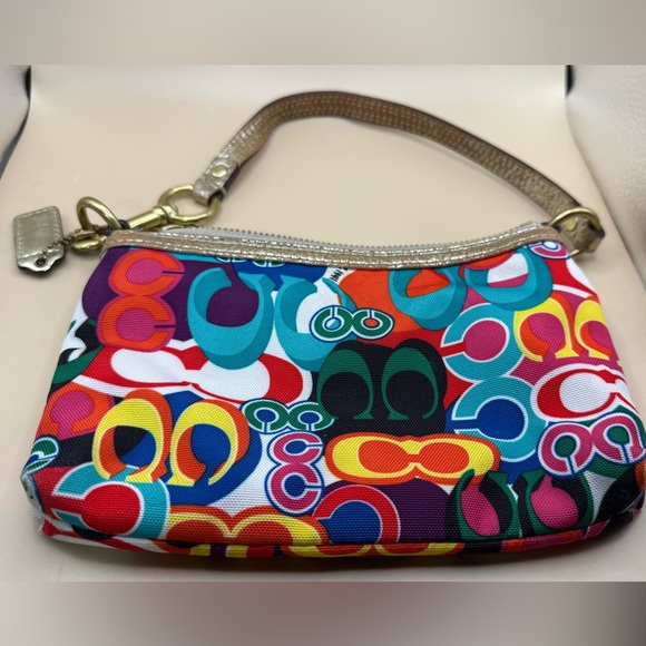 Coach Poppy Pop C Glam Wristlet bright fun print Gold accents leather preloved - Picture 3 of 14